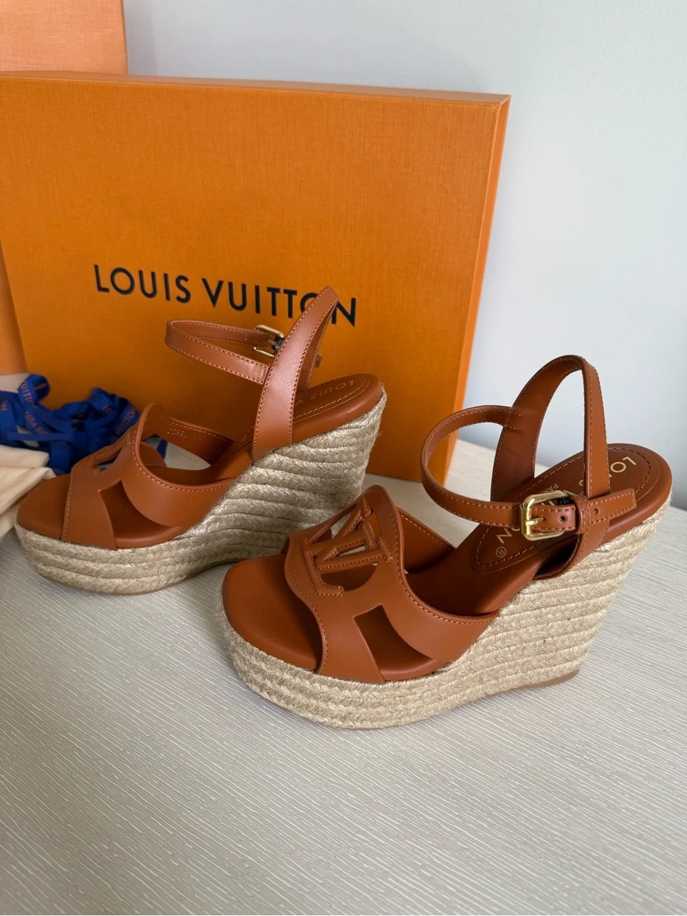 NEW! Louis Vuitton Isolde Wedge Sandals- cognac Leather